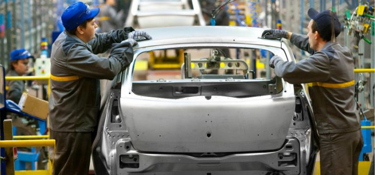 Колку автомобили произведуваат европските земји?