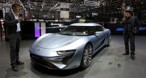 quant_e_sportlimousine_geneva2014