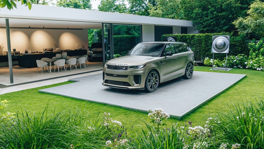 range rover house kronberg 00001