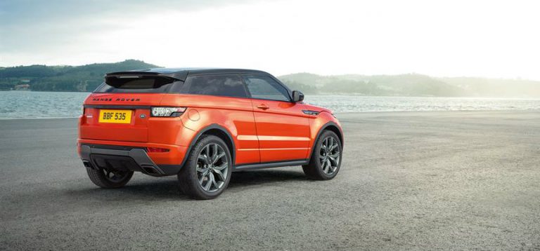 Land Rover повикува 150.000 возила во сервис