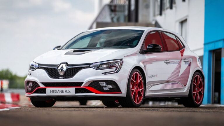 renault megane rs trophy-r