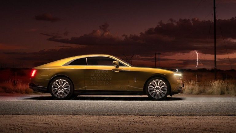 Rolls-Royce се заканува со црна листа за неверните купувачи