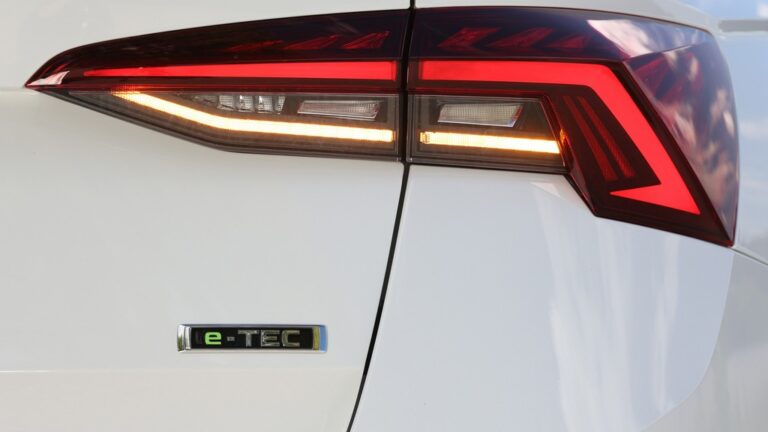 skoda OCTAVIA_e-TEC_COMBI