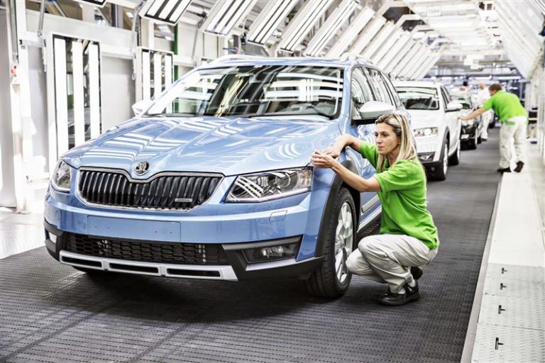 Škoda стартуваше со производство на Octavia Scout