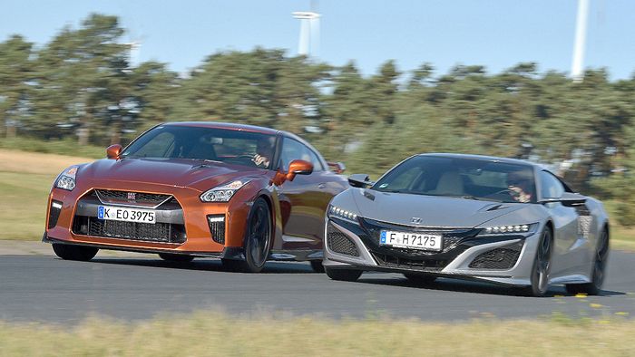 sporedba-honda-nxs-nissan-gt-r-aubi