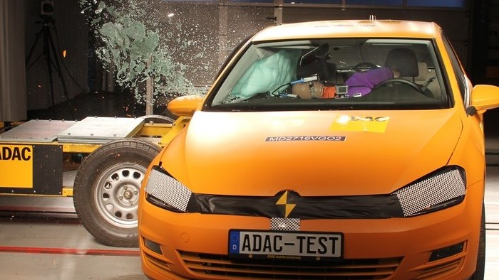stossabgewandt-test-auto3_n