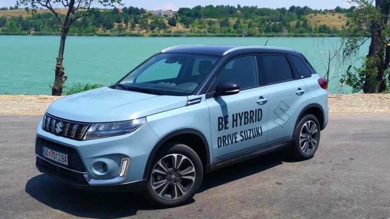 suzuki vitara hybrid N