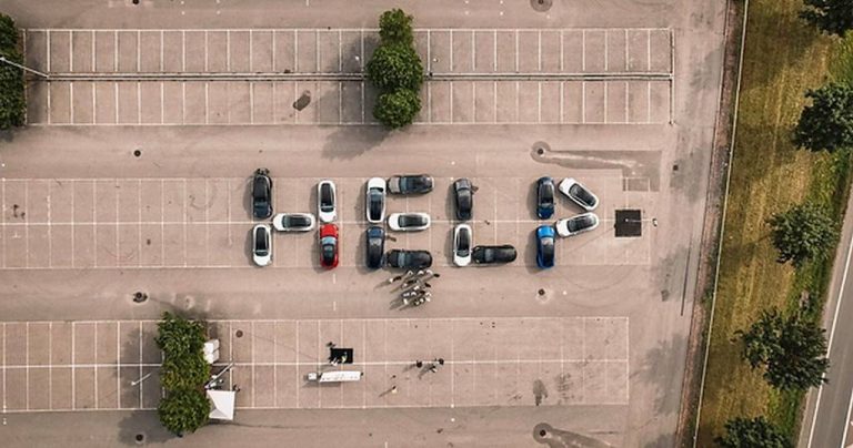 Норвешки возачи на Tesla штрајкуваат со глад