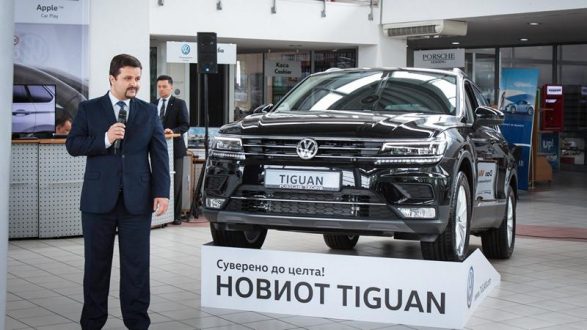 „Совршено обмислен од првиот до последниот милиметар, тој им е достапен на милионите возачи и на нивните семејства како простран и флексибилен придружник за нивните секојдневни приватни или службени потреби. Накратко, новиот Tiguan е возило за сите намени кое е предвесник на една нова ера во автомобилската индустрија” – Александар Цветковски, продукт менаџер на Volkswagen