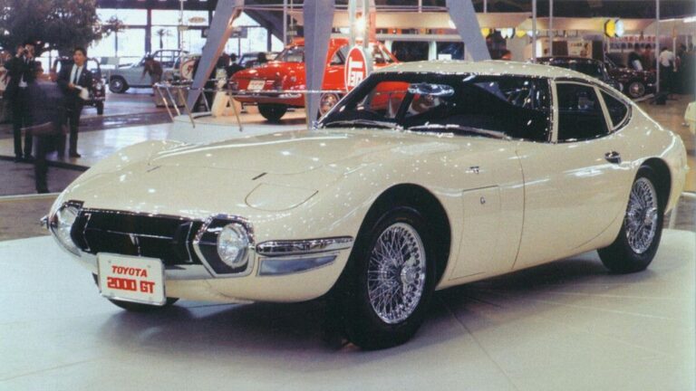 toyota 2000gt светска премиера 55 години