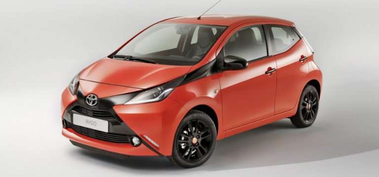 Toyota ќе вградува хибриден погон и во малечкиот Aygo