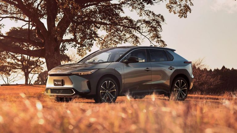 Електричната Toyota во мај стартува во Јапонија, од летово и во Европа