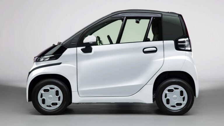 toyota c-plus-pod