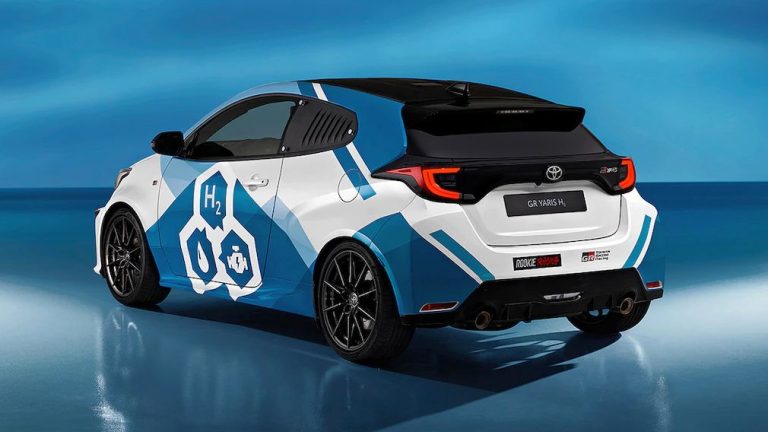 Toyota освои награда за својот мотор што работи на водород