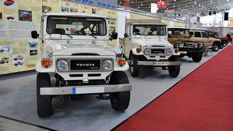 Toyota одбележува 65-годишнина на Land Cruiser