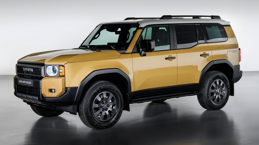 toyota-land-cruiser studio