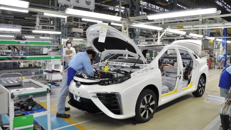toyota mirai 10000 motomachi