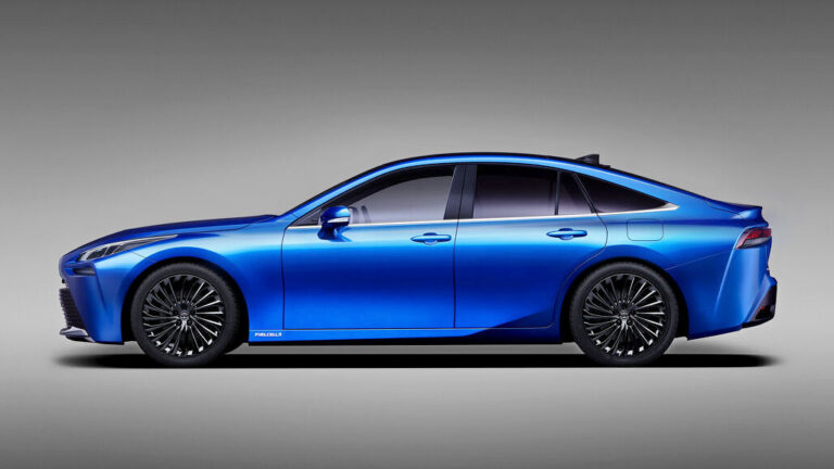 toyota mirai 2
