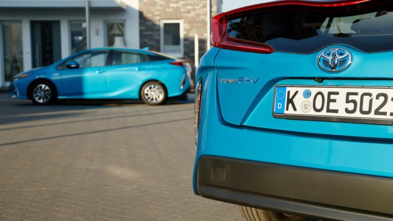 Toyota Prius PHV продажба алтернативен погон Германија