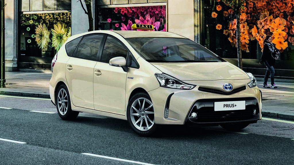 toyota prius van sluzben auto toyota prius van sluzben auto