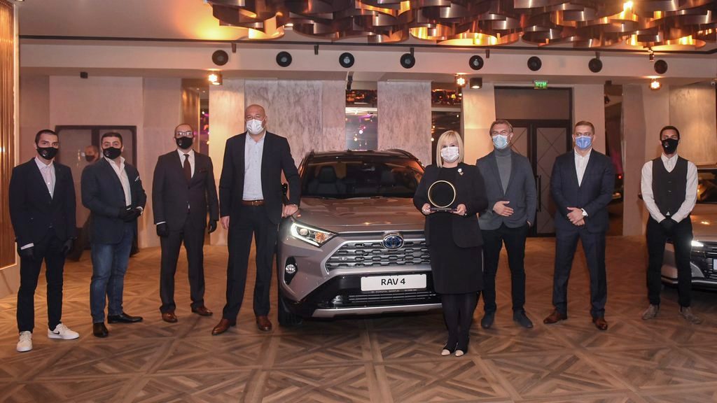 toyota rav4 Најпосакуван електрифициран автомобил toyota rav4 Најпосакуван електрифициран автомобил
