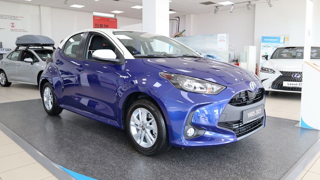 toyota yaris 2021 салон скопје