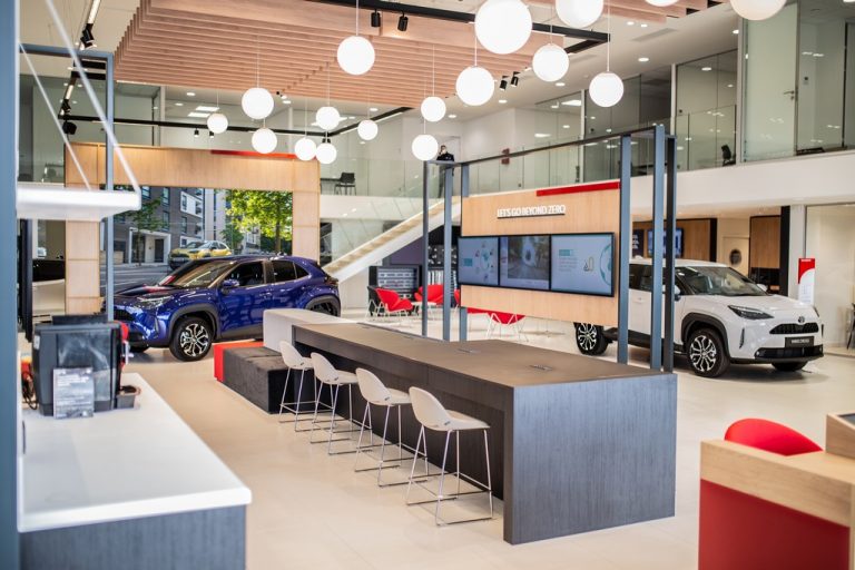 Салоните на Toyota ширум Европа со нова шема