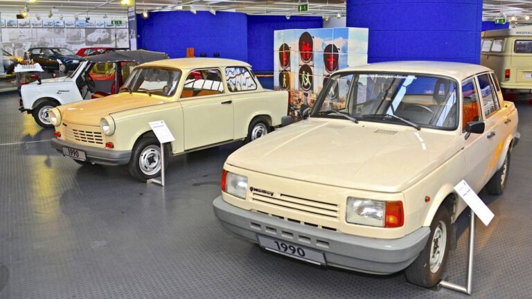 Wartburg и Trabant сега и службено се олдтајмери
