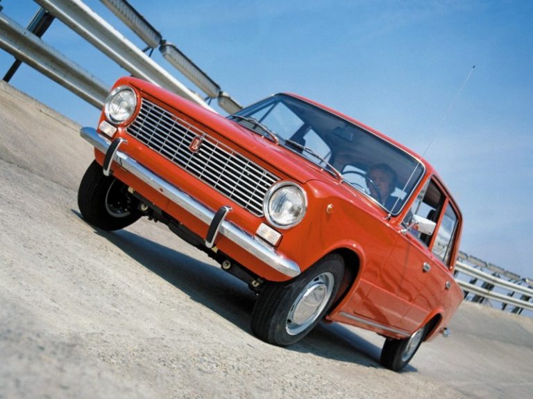 Зошто Lada 1200 е одличен избор за олдтајмер?