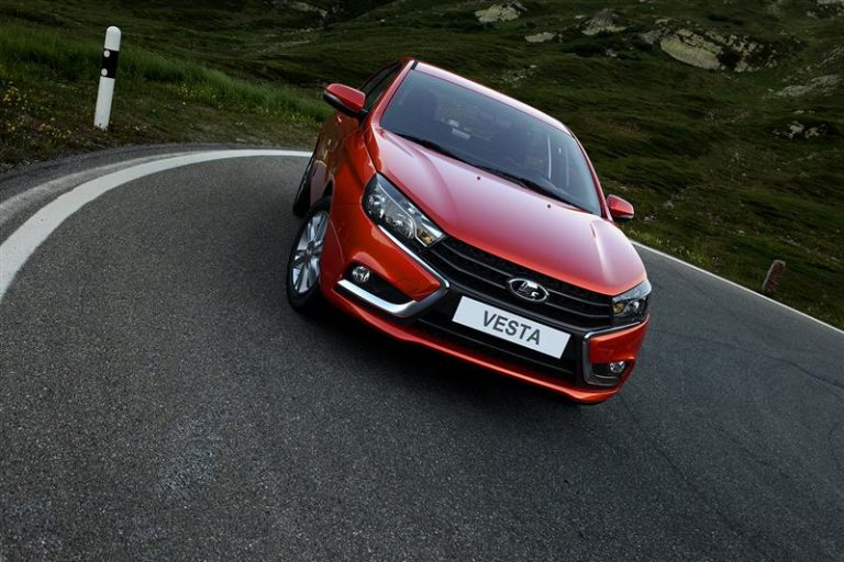 Lada Vesta: Русинка со француски акцент