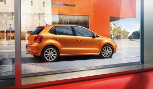 Polo Original се нуди со бензинци со 90 и 110 КС и дизели со 90 и 105 КС, со можност за менувач DSG кај бензинците