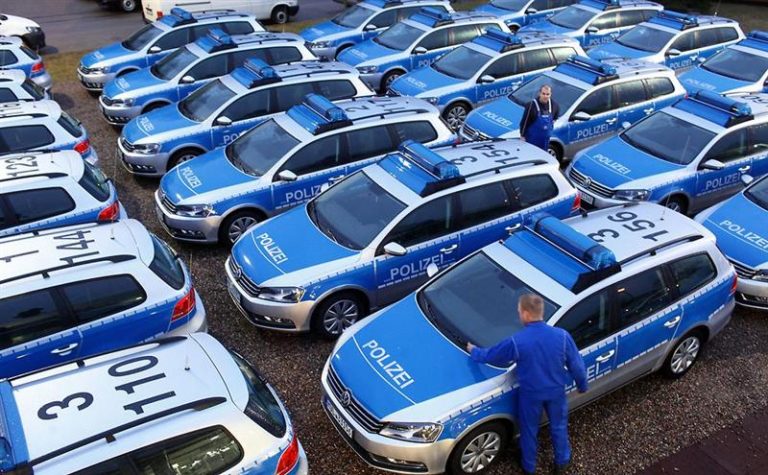 На берлинската полиција ѝ замрзнаа 85 возила