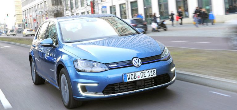 Golf победува на тестовите и како електричен автомобил