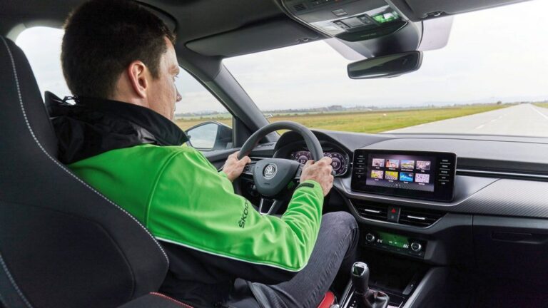 Јан Копецки Skoda совети зимско возење