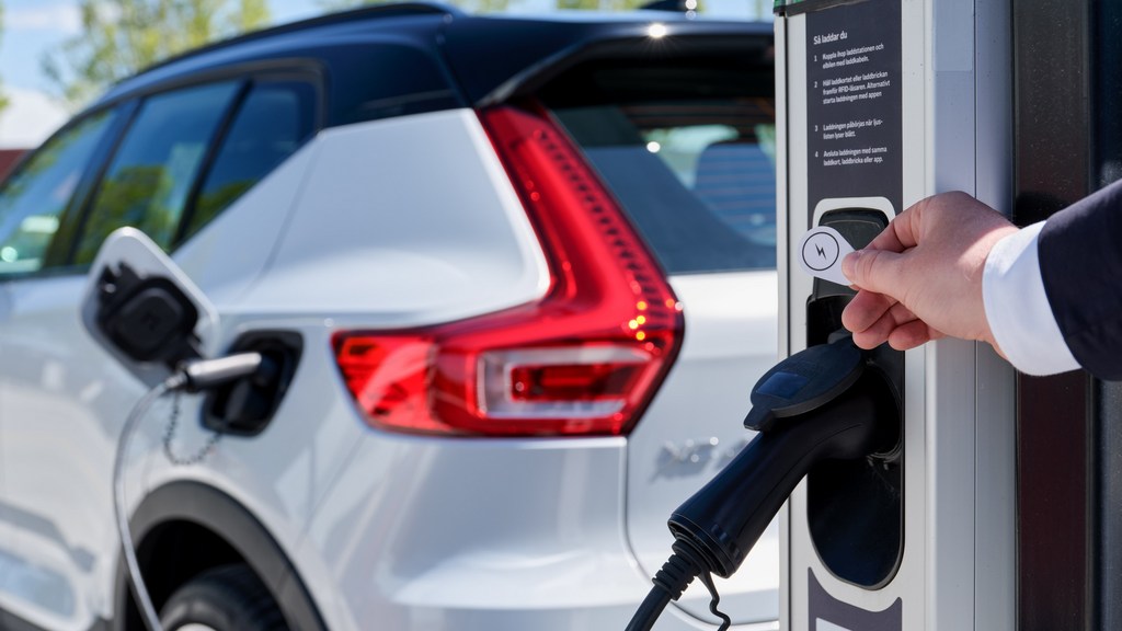 Возачите на електричен Volvo со пристап до 200000 полначи во Европа