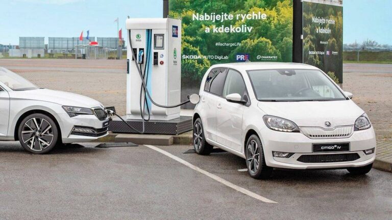 Како Skoda ја чува струјата во замавници од 1,5 тон
