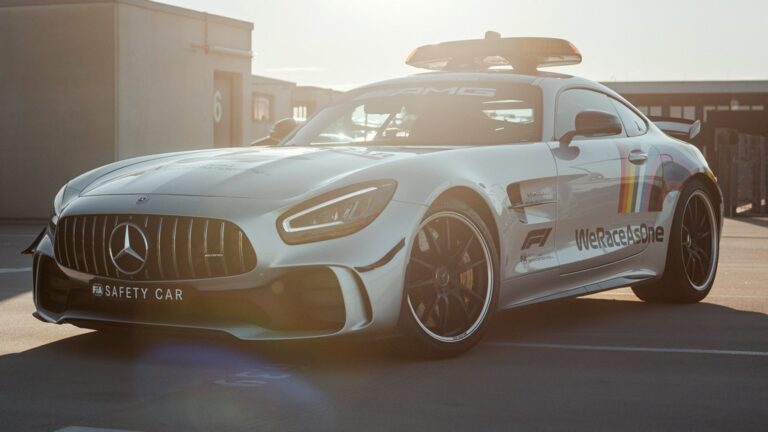 Најбезбедносниот автомобил во светот со нов стил Mercedes-AMG GT R F1